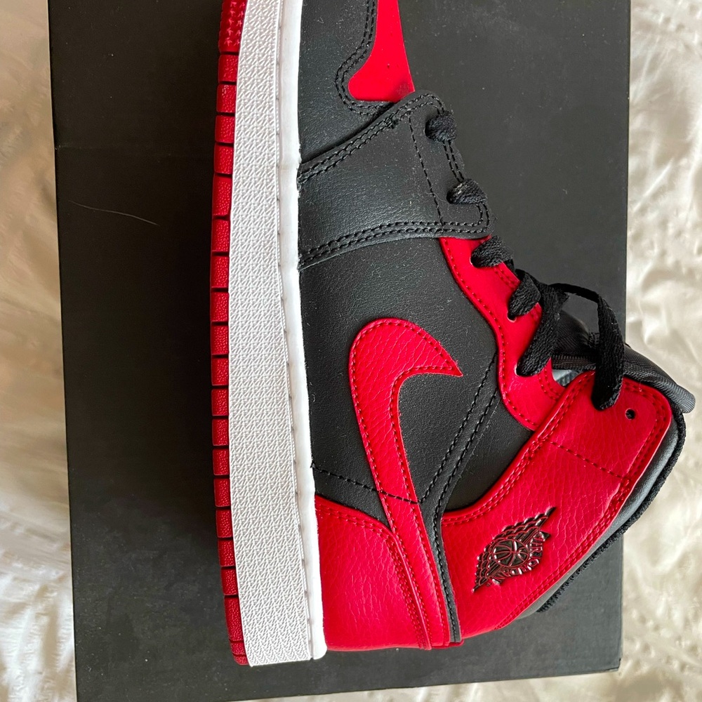 New Jordan Ones Mids Gs Banned black and red